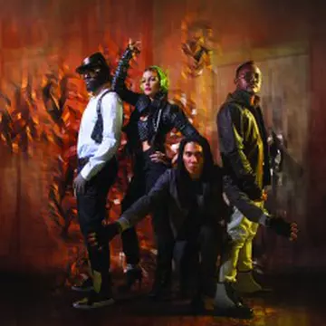 Noul single Black Eyed Peas - "Meet Me Halfway" (video)