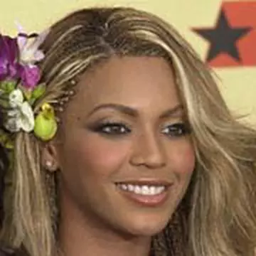 Cele mai frumoase rochii de la MTV Europe Music Awards