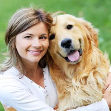 Plimbarea căţelului te menţine în formă