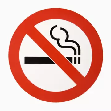 Nefumătorii, insuficient protejaţi prin lege
