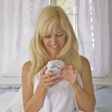 Tehnici de sexting şi sex la telefon