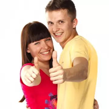 Relaţia dintre o femeie şi un homosexual