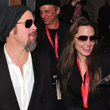 Brad Pitt şi Angelina Jolie dau în judecată  "News of the World"