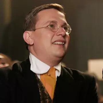 Marius Florea Vizante este Baba ta de 5 Martie