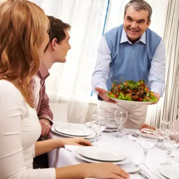  De Paşte, în vizită la viitorii socri