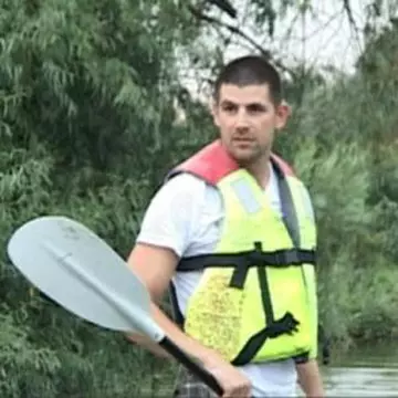 Dragoş Bucurenci, gazda "Serviţi, vă rog!" Pro TV