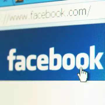 Fondatorii Facebook, condamnaţi la moarte