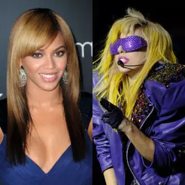 Lady Gaga i-a dăruit un bici lui Beyonce