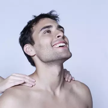 5 tehnici de masaj erotic din Kamasutra