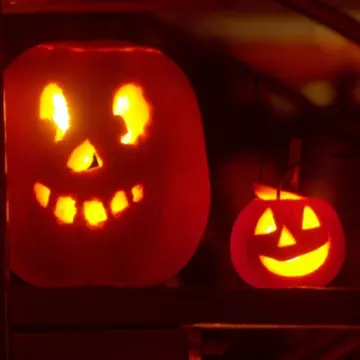 Întâmplări ciudate şi amuzante în noaptea de Halloween
