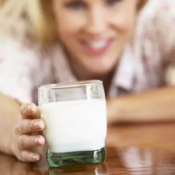 Totul despre calciu şi prevenirea osteoporozei