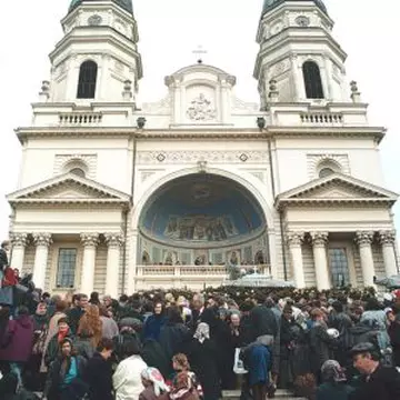 Tradiţii şi superstiţii de Sfânta Paraschiva 