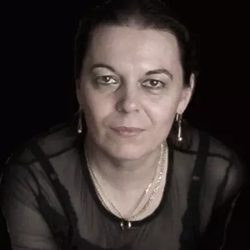 Confesiunile scriitoarei Diana Adamek
