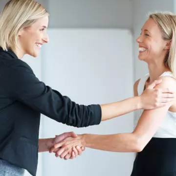 6 trucuri ca să fii convingătoare în discuţii