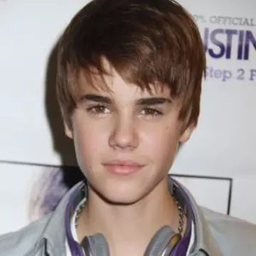 Justin Bieber nu mai vine în România!
