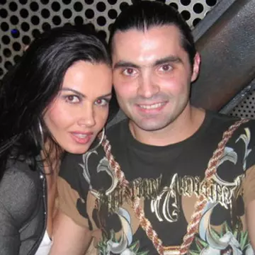 Ce spune limbajul trupului despre Oana Zăvoranu şi Pepe