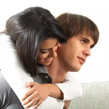 6 semne clare că nu mai este atras de tine