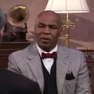 Video: Myke Tyson, logopedul lui George Bush