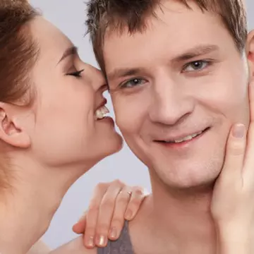 Iată cum îţi manipulezi iubitul în funcţie de zodie!