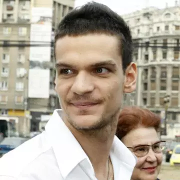 Vedete născute pe 28 mai