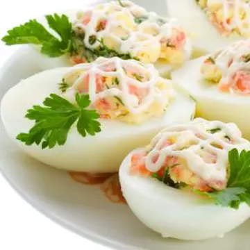 Ouă umplute