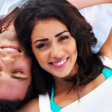 6 poziţii sexuale care vă răcoresc vara aceasta