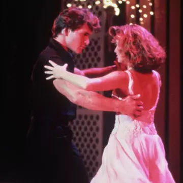 5 filme romantice care îţi inspiră vara 