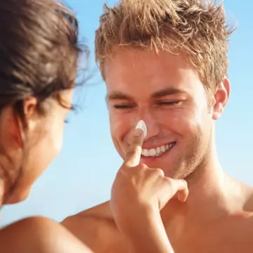 3 jocuri erotice de vară în funcţie de zodia lui