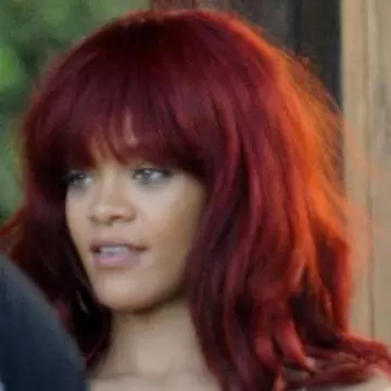 Rihanna, sexy în bikini!