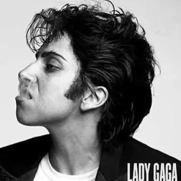 Foto: Lady Gaga şi alte vedete deghizate în bărbaţi 