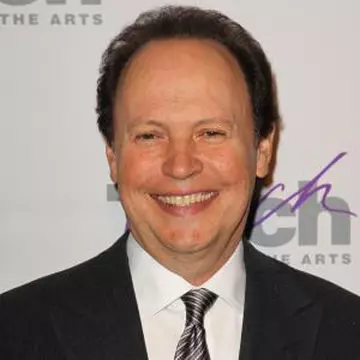 Billy Crystal prezintă gala Oscar 2012