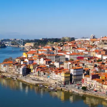 Cele mai accesibile destinaţii pentru 2012 