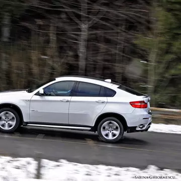 Driving în condiţii extreme cu BMW X6
