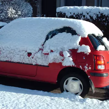 Cod galben de ninsori şi viscol până joi seara