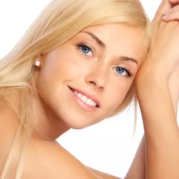 Cum îngrijeşti părul deschis la culoare