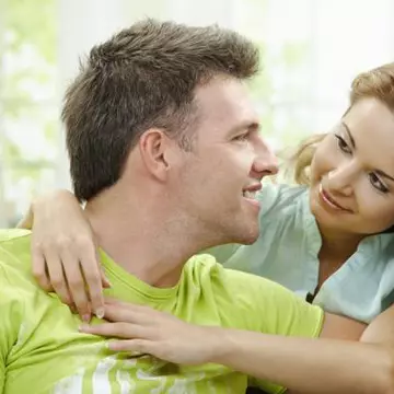 Valentine’s Day: 6 cadouri sexy sau romantice care nu costă nimic