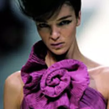 Trend alert: haine ultraviolet!