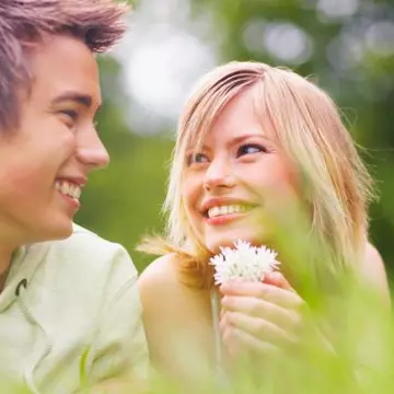 Horoscop: vezi cum stai cu dragostea în luna aprilie!