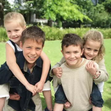 Al câtelea copil eşti la părinţi? Ce spune despre noi ordinea în care ne-am născut