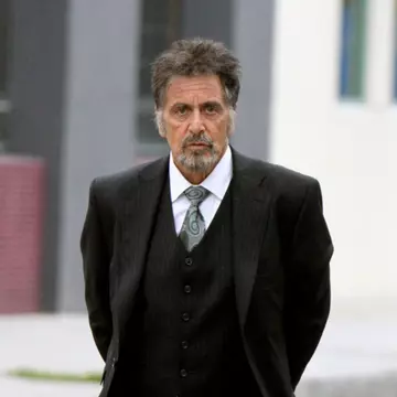 Foto: Al Pacino a împlinit astăzi 72 de ani. Uite ce bine arată!