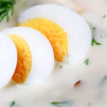 Cum să foloseşti ouăle rămase de la Paşte. 4 reţete cu ouă fierte