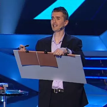 Update: Românii au talent: Mentalistul l-a dat pe spate pe Pavel Bartoş