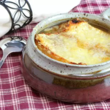 Supă franţuzească de ceapă    