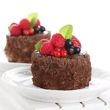 Bucătăria Raw: Tort de ciocolată fără foc