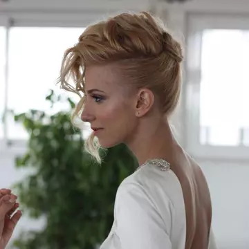 Dana Rogoz, viitoarea mireasă, pe coperta revistei Unica de iunie