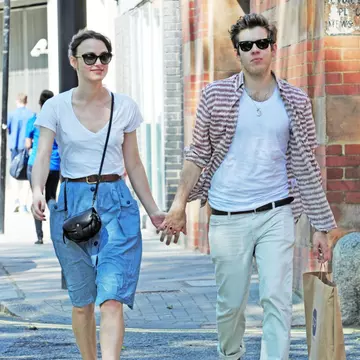 Foto: Keira Knightley, foarte pupăcioasă în public