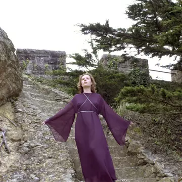 Paranormal: Reîncarnarea un păcat de plătit?