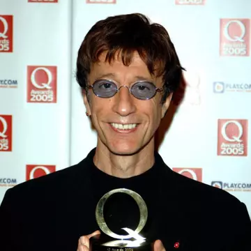 Robin Gibb din Bee Gees a murit la 62 de ani