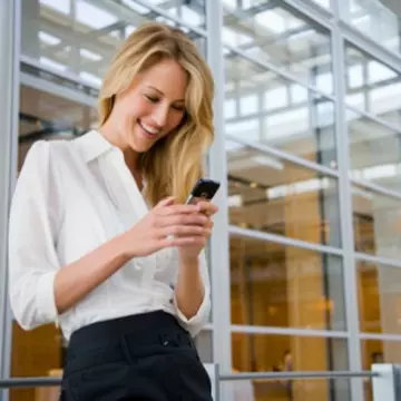 La tine cum e cu smartphone-ul?