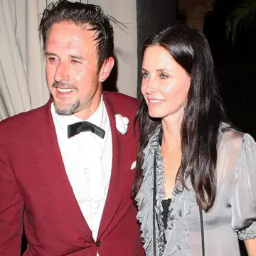 Courtney Cox divorţează oficial de David Arquette